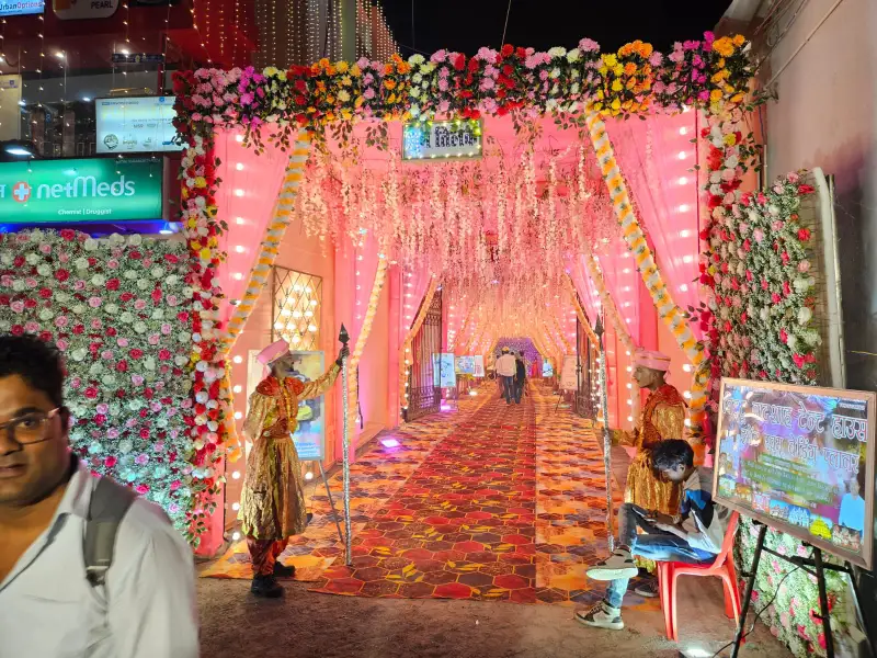 Reception venue lighting